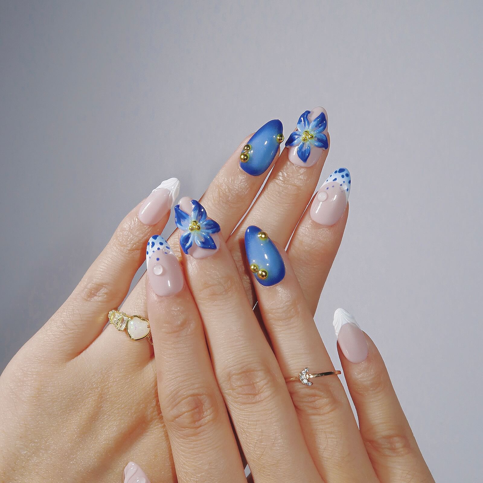 Azure Muse