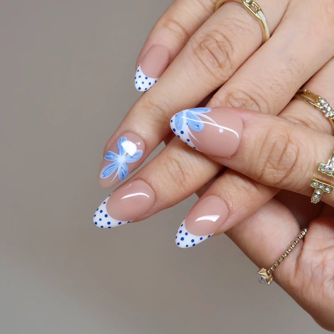 Blue Daisy