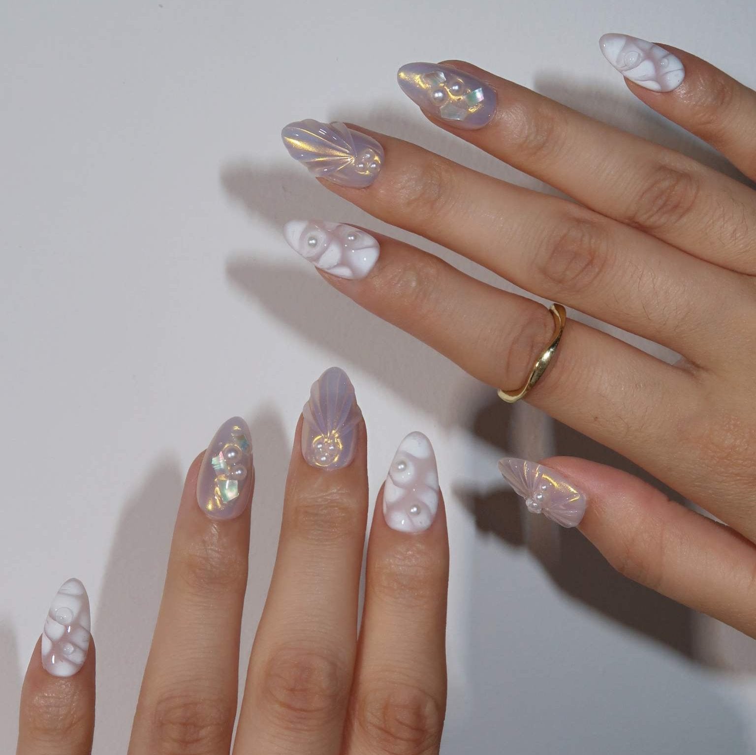 Pearl Seashell